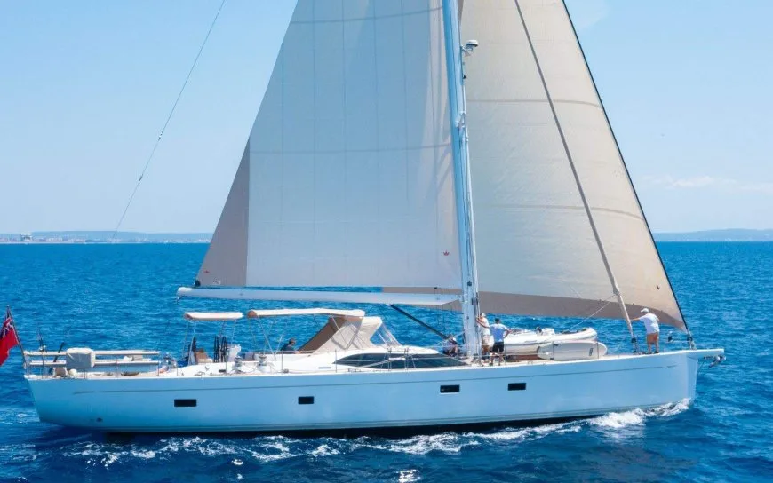 CHAMPAGNE HIPPY : Un été dans les Baléares